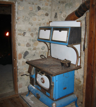 Cool looking stove, no?